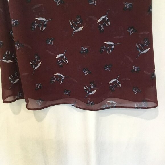 CAbi Career Blouse Sleeveless Floral Back Zipper Size XS in Plum and Soft Blue - Picture 5 of 8